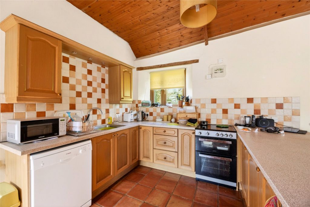 2 bed barn conversion for saleLongbarn Coombe Farm St Keyne, Liskeard, Cornwall PL14 photo 3