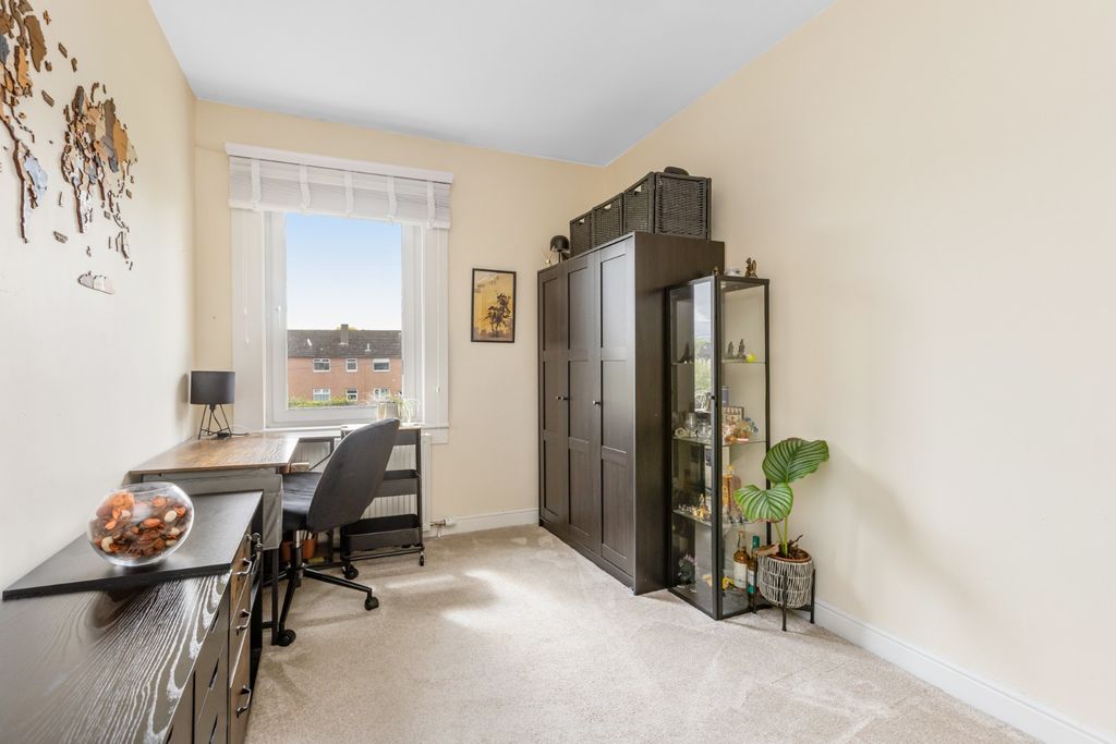 Additional image 10 of 2 bed flat for sale10 Lawrie Terrace, Loanhead EH20