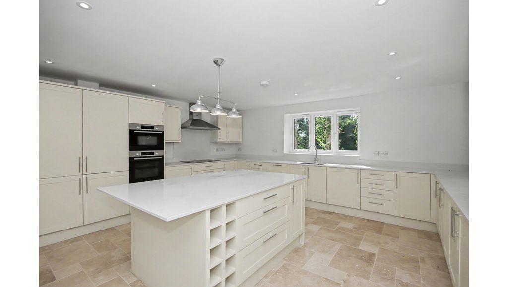 Additional image 4 of 4 bed property for saleOrchard House, 6 The Highlands, Exning, Newmarket, Suffolk CB8