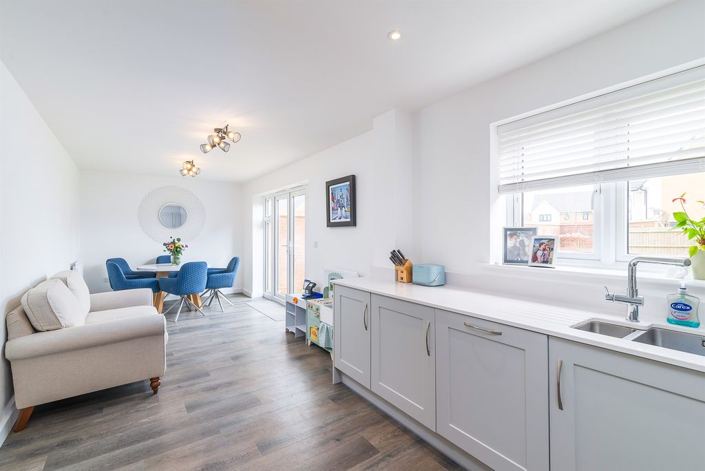 Additional image 3 of 5 bed detached house for saleMason Drive, Maldon CM9