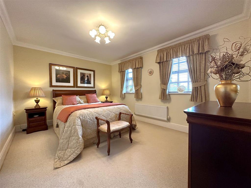 Additional image 23 of 4 bed detached house for saleOld Orchard, Farndon Road, Newark NG24