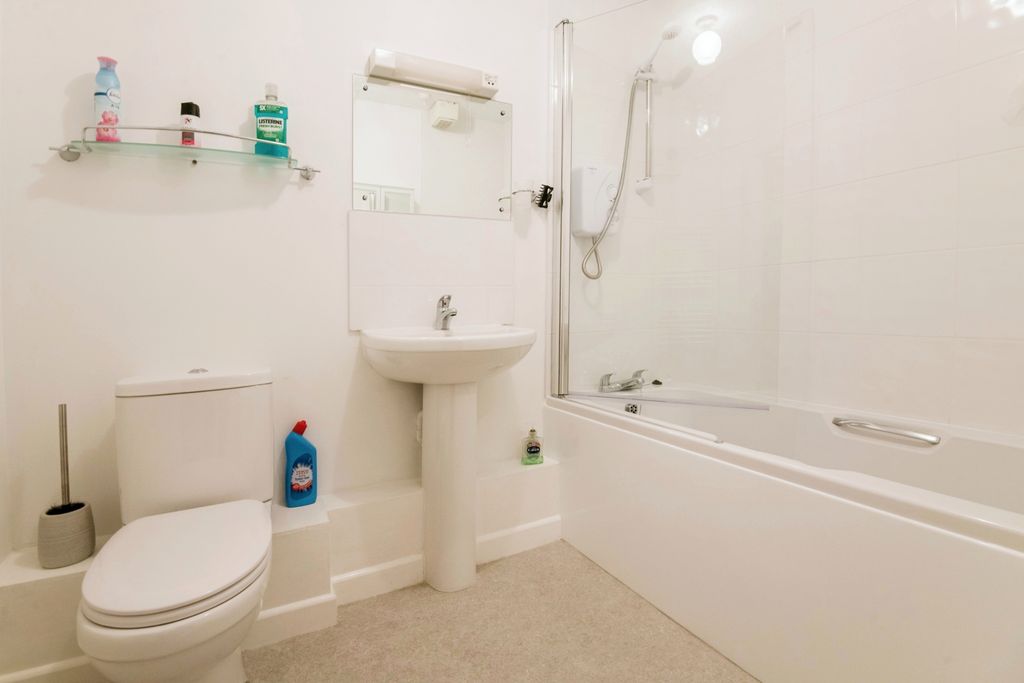 Additional image 8 of 2 bed flat for saleCloverdale Court, Lyme Regis DT7