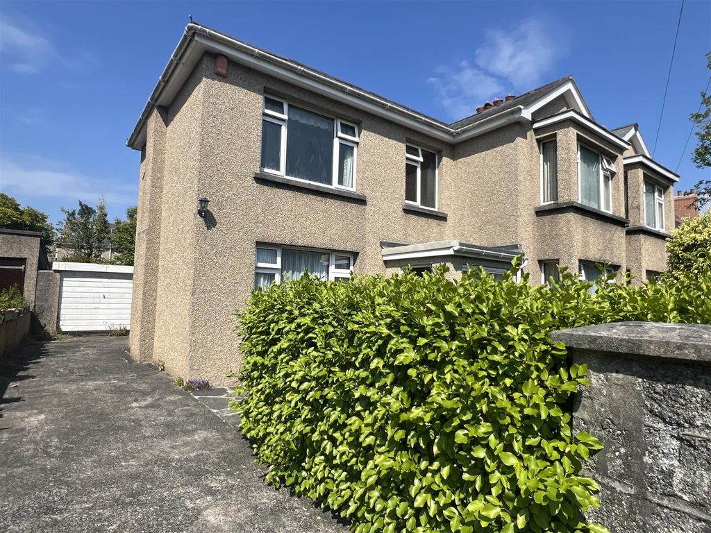 3 bed semi-detached house for salePendarves Road, Penzance TR18