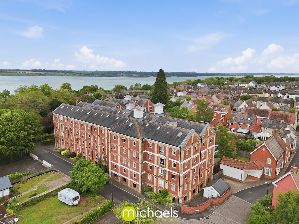 2 bed flat for saleSchool Lane, Mistley, Manningtree CO11