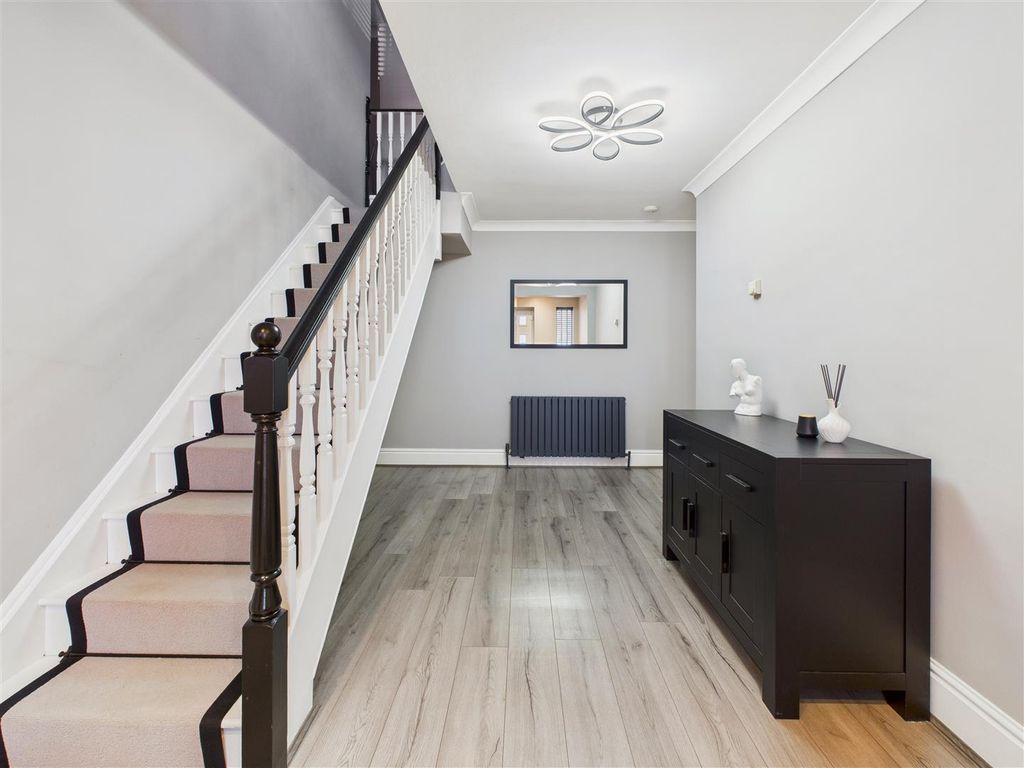 Additional image 10 of 4 bed detached house for saleAston Hall Drive, North Ferriby HU14