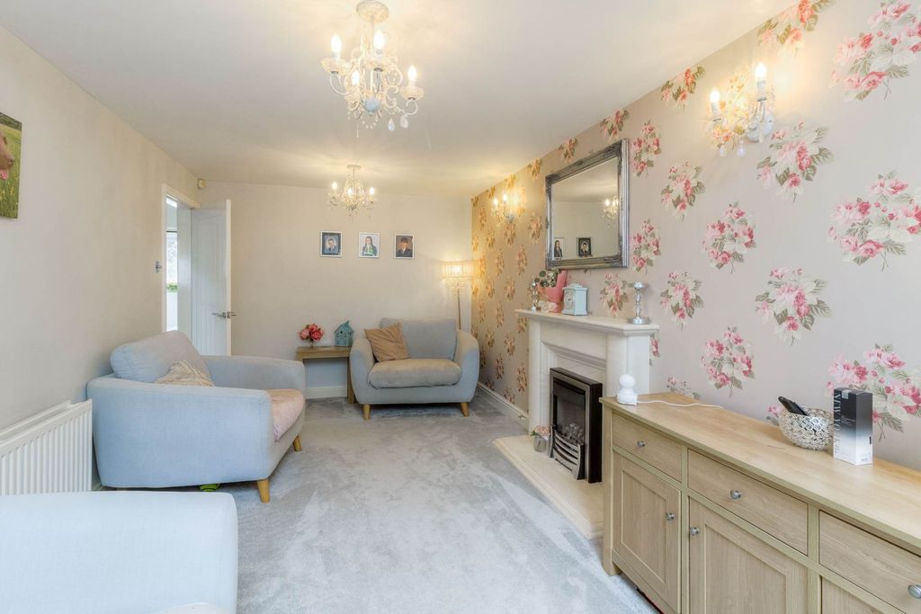 Additional image 9 of 4 bed detached house for salePennycress Way, Newport Pagnell MK16