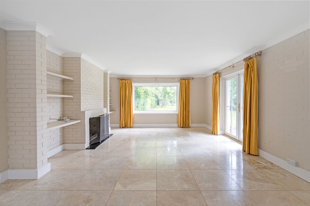 Additional image 3 of 5 bed detached house for saleQuarrywood Road, Marlow SL7