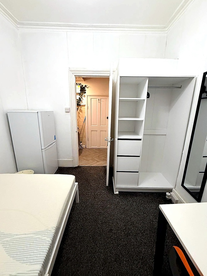 Studio Flat, Pimlico, SW1V, N1 7GU photo 3