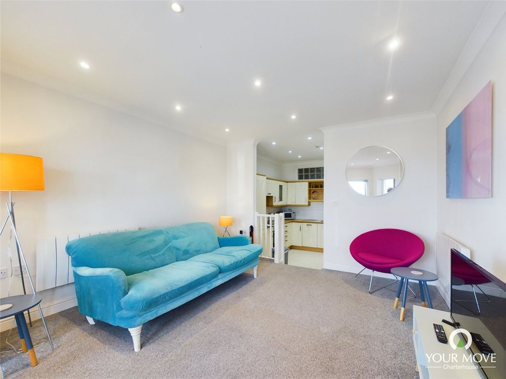 Additional image 9 of 2 bed flat for saleRoyal Esplanade, Margate, Kent CT9