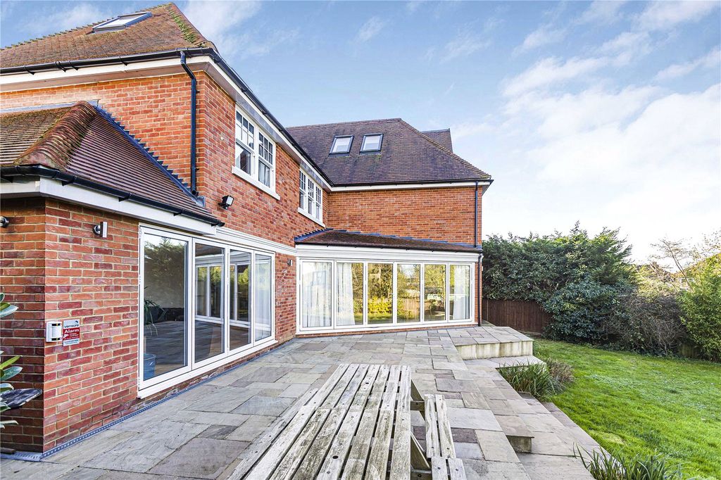 Additional image 24 of 5 bed detached house for saleWestwood Close, Potters Bar, Hertfordshire EN6