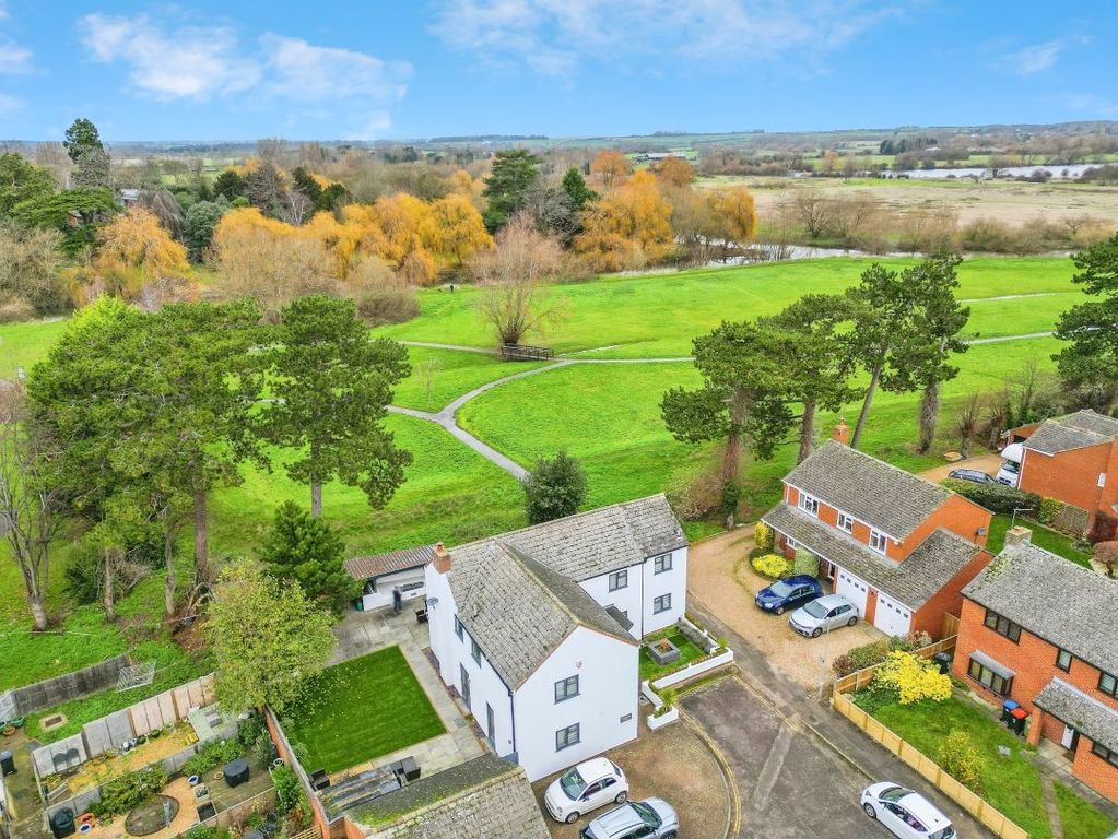 Additional image 24 of 5 bed detached house for saleCastle Meadow Close, Newport Pagnell MK16