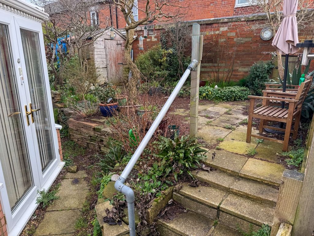 Additional image 10 of 2 bed semi-detached house for saleNorthcroft Lane, Newbury RG14