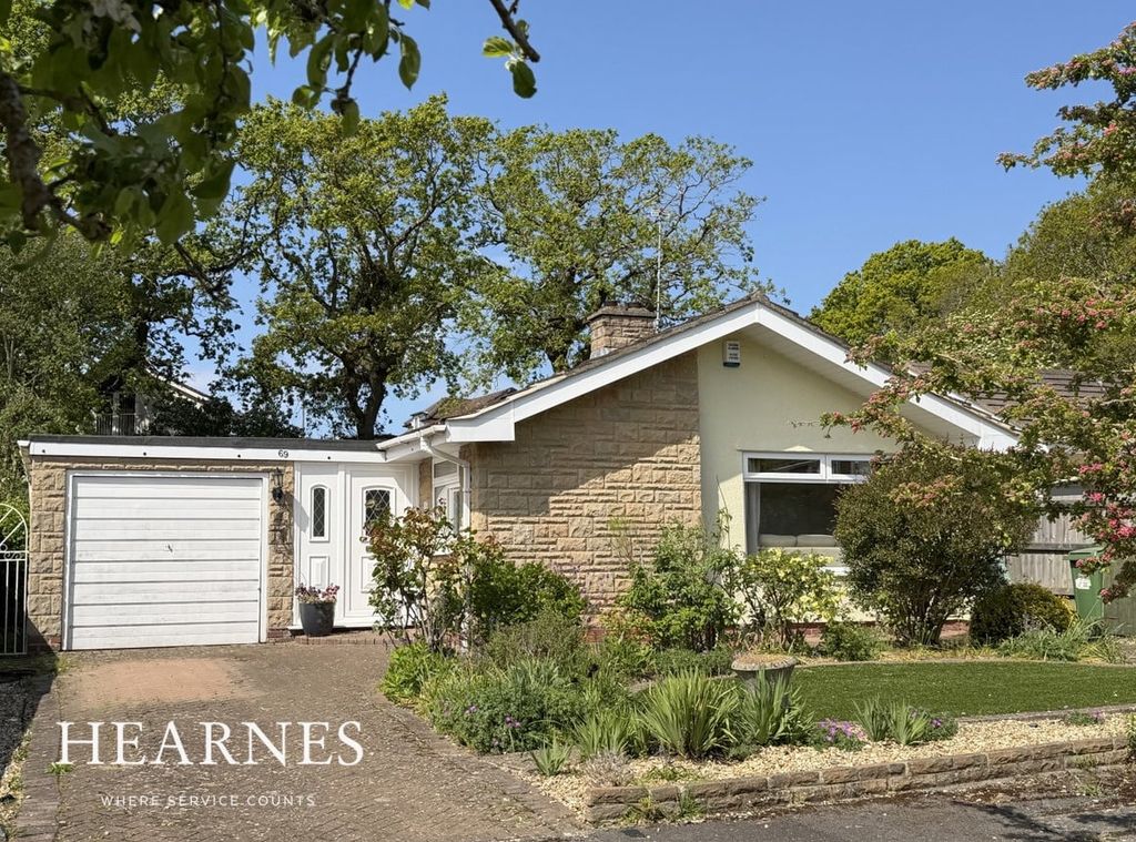 3 bed detached bungalow for saleSouth Western Crescent, Lower Parktsone, Poole BH14