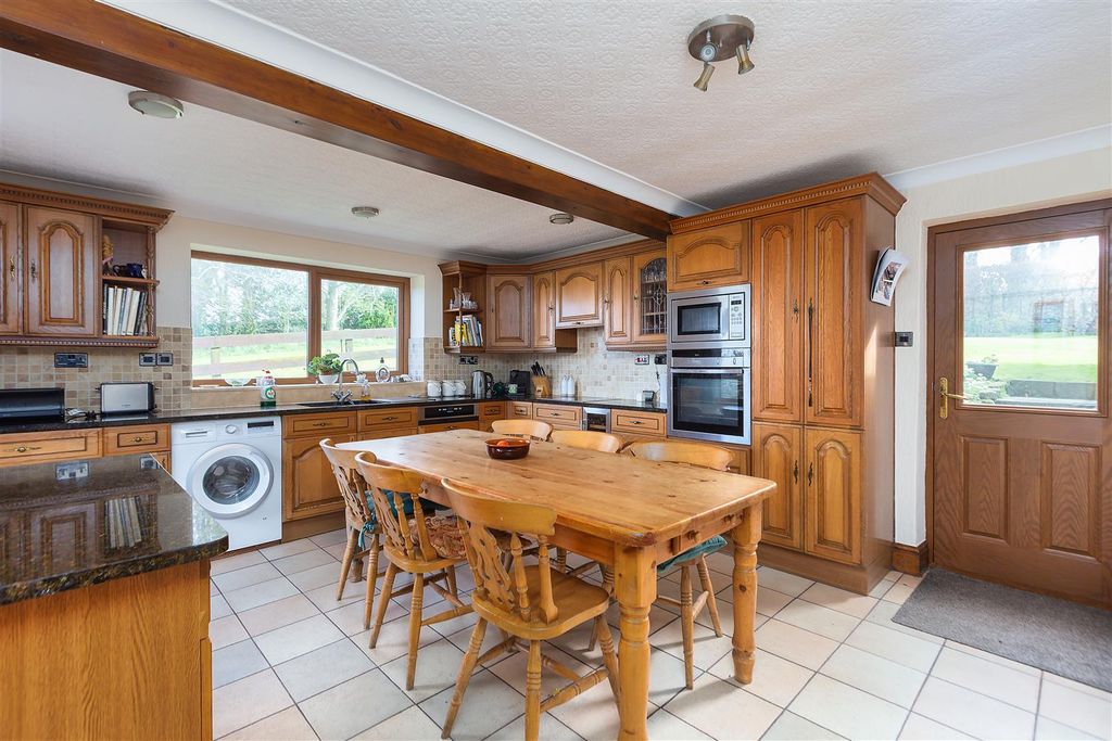 Additional image 4 of 4 bed semi-detached house for saleEllel, Lancaster LA2