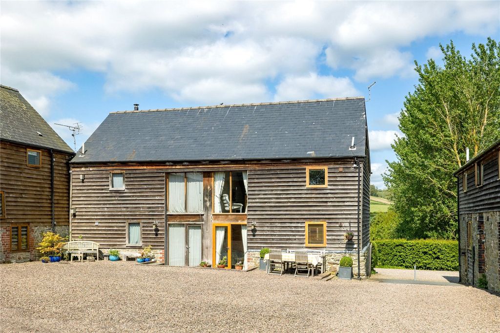 2 bed barn conversion for saleBalance Barns, Titley, Kington, Herefordshire HR5