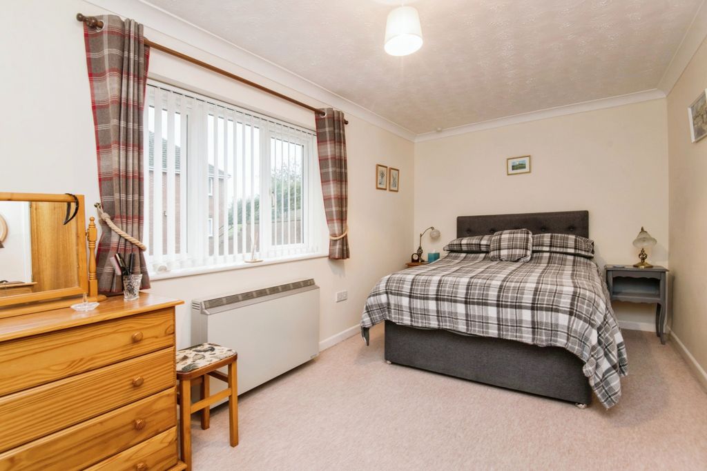 Additional image 6 of 2 bed flat for saleCloverdale Court, Lyme Regis DT7
