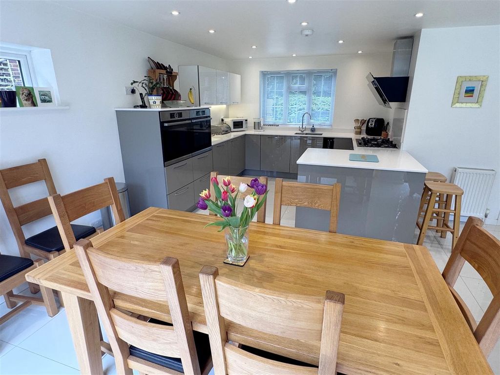 Additional image 4 of 5 bed detached house for saleAndover Road, Newbury RG14