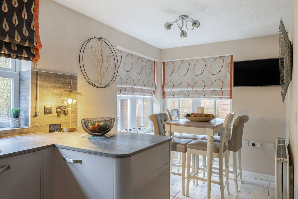 Additional image 9 of 5 bed detached house for saleAdwalton Close, Newark NG24