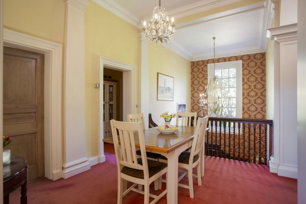 Additional image 18 of 3 bed flat for saleSt. Helens Lane, Leeds, West Yorkshire LS16