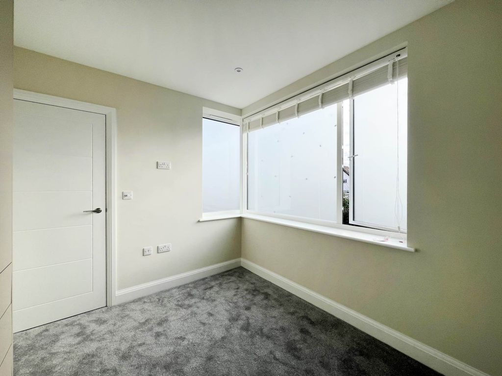 Additional image 12 of 4 bed terraced house for saleWoodfield Gardens, New Malden KT3