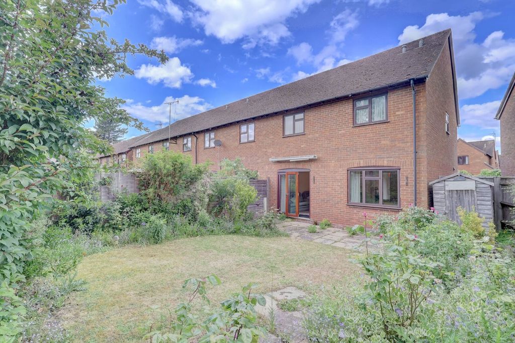 Additional image 10 of 4 bed end terrace house for saleJasmine Crescent, Princes Risborough, Buckinghamshire HP27