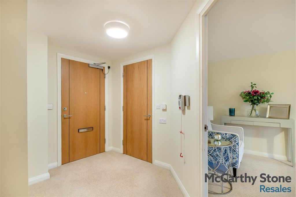1 bed flat for saleChester Way, Northwich CW9 photo 2