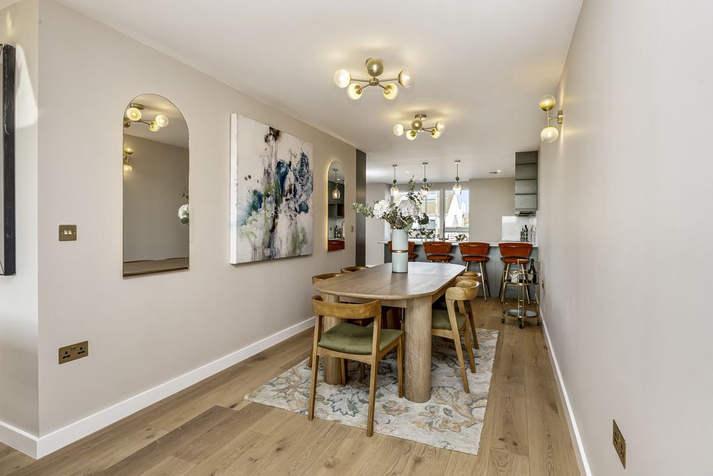 Additional image 13 of 3 bed town house for saleBrighton Road, Lancing BN15