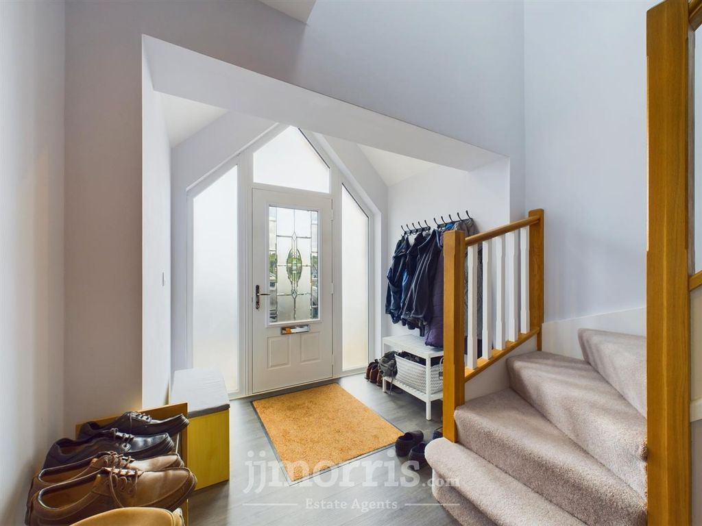 Additional image 5 of 4 bed property for saleCaeberllan, Adpar SA38