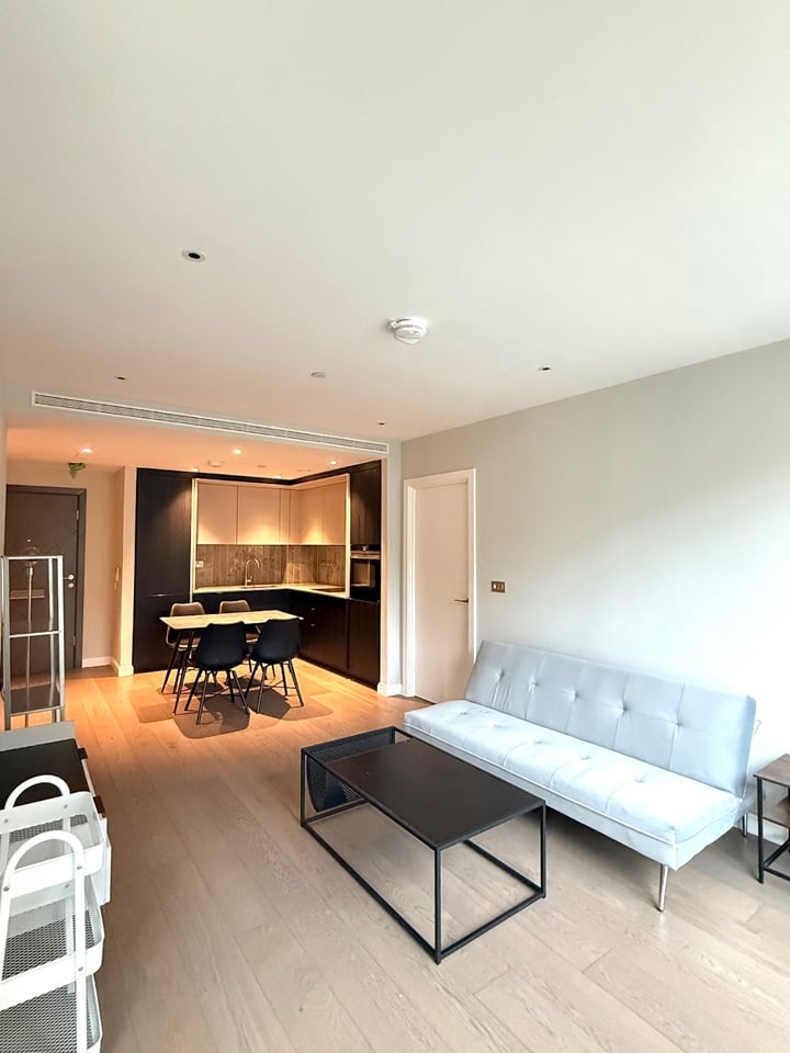 2 Bed Flat, Kennington Lane, SE11, N1 7GU