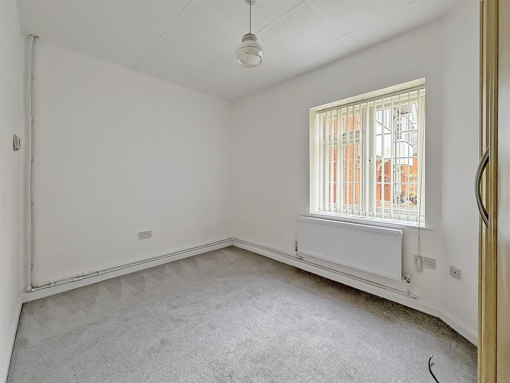 Additional image 6 of 1 bed flat for saleHeath Road, Newmarket CB8
