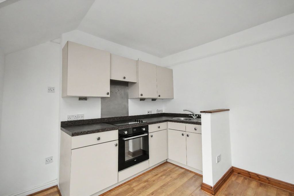 Additional image 5 of 1 bed flat for saleFlat, Station Road, Okehampton EX20