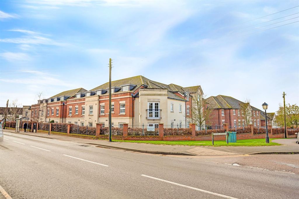 Additional image 14 of 1 bed flat for saleWeighbridge Court, 301 High Street, Chipping Ongar, Essex CM5