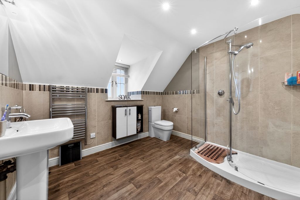 Additional image 17 of 5 bed detached house for salePhillipott Close, Newark NG24