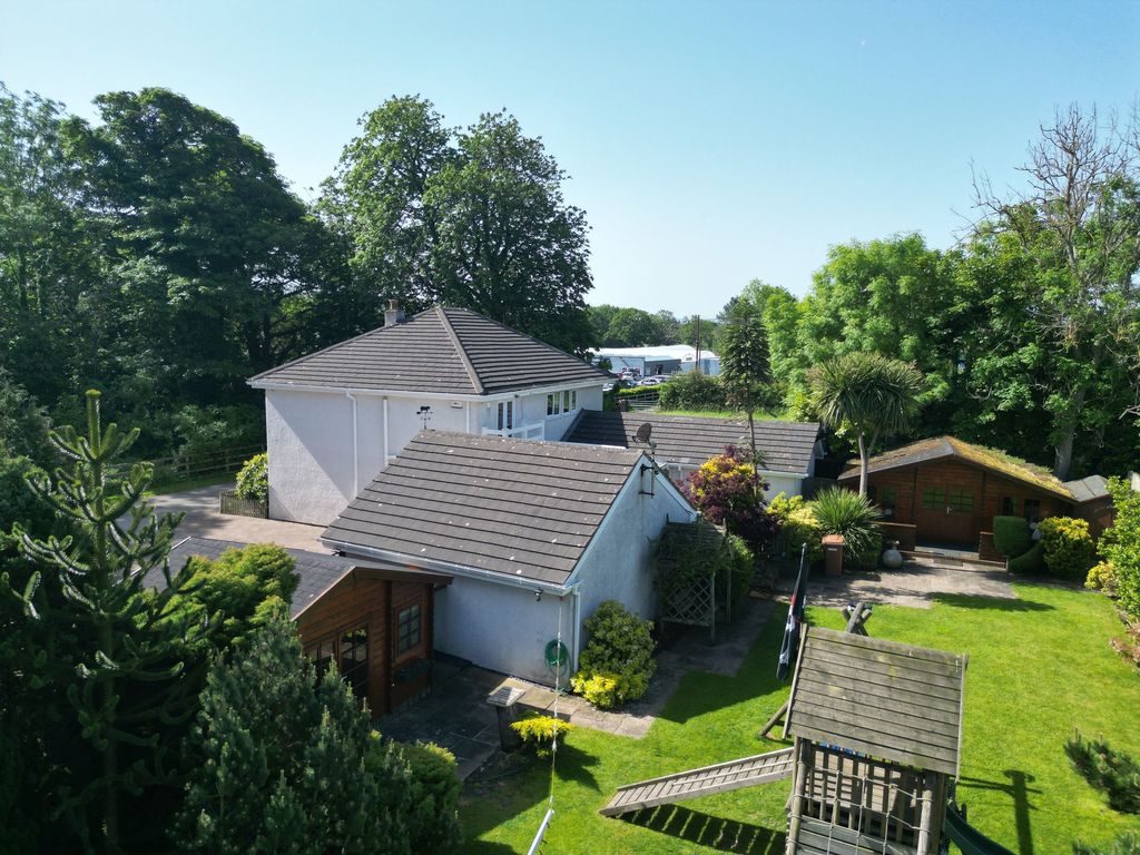 Additional image 51 of 4 bed detached house for saleChester High Road, Neston CH64