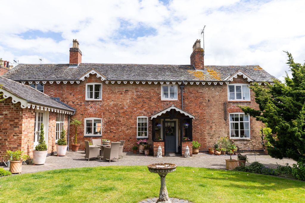 Additional image 31 of 4 bed detached house for saleThe Square, Thurnby LE7