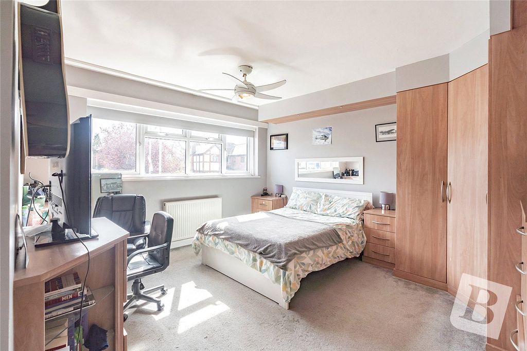 Additional image 18 of 5 bed semi-detached house for saleBrentwood Road, Ongar, Essex CM5