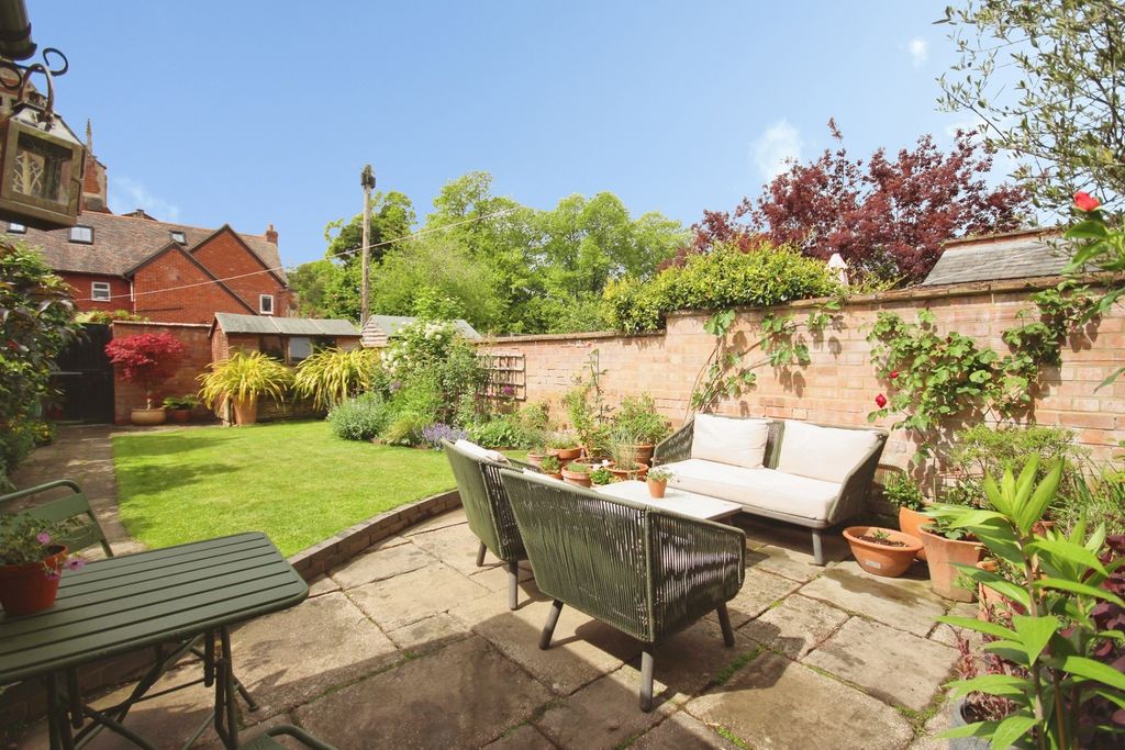 Additional image 6 of 4 bed terraced house for saleGaveston Road, Leamington Spa, Warwickshire CV32