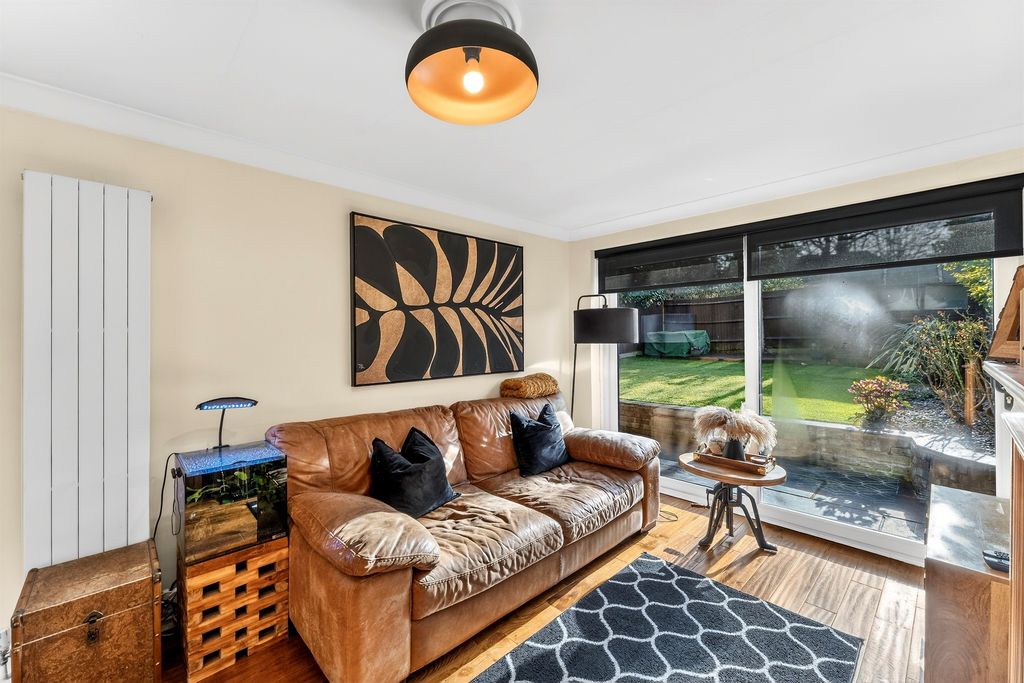 Additional image 14 of 2 bed maisonette for salePollard Road, Morden SM4