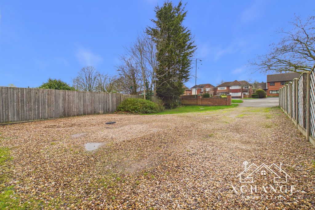 Additional image 39 of 3 bed semi-detached house for saleLutterworth Road, Nuneaton CV11