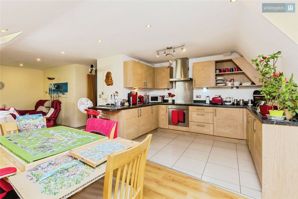 Additional image 5 of 2 bed flat for saleWheelock House, Nantwich, Cheshire CW5