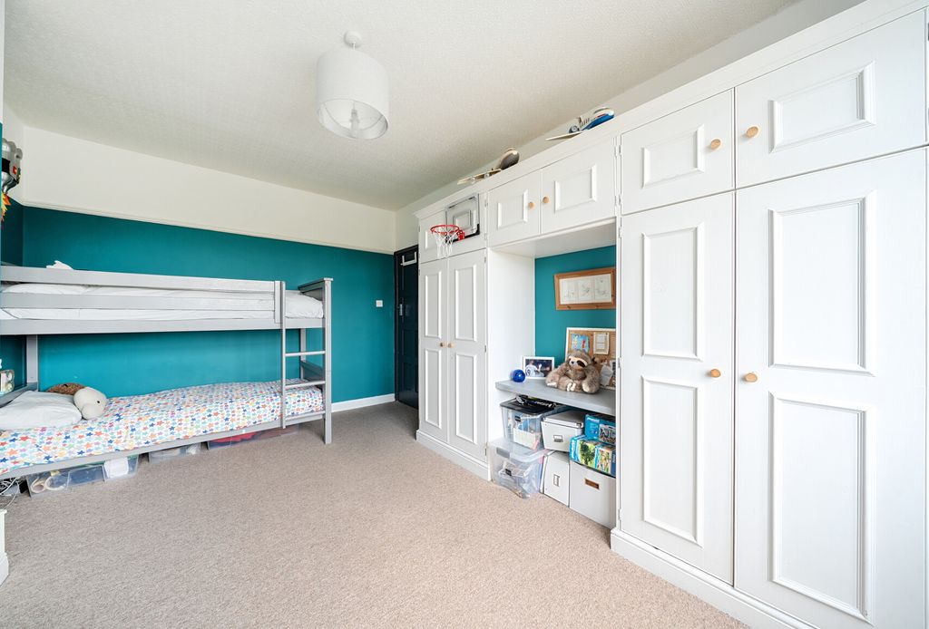 Additional image 14 of 3 bed semi-detached house for saleArundel Avenue, Morden SM4