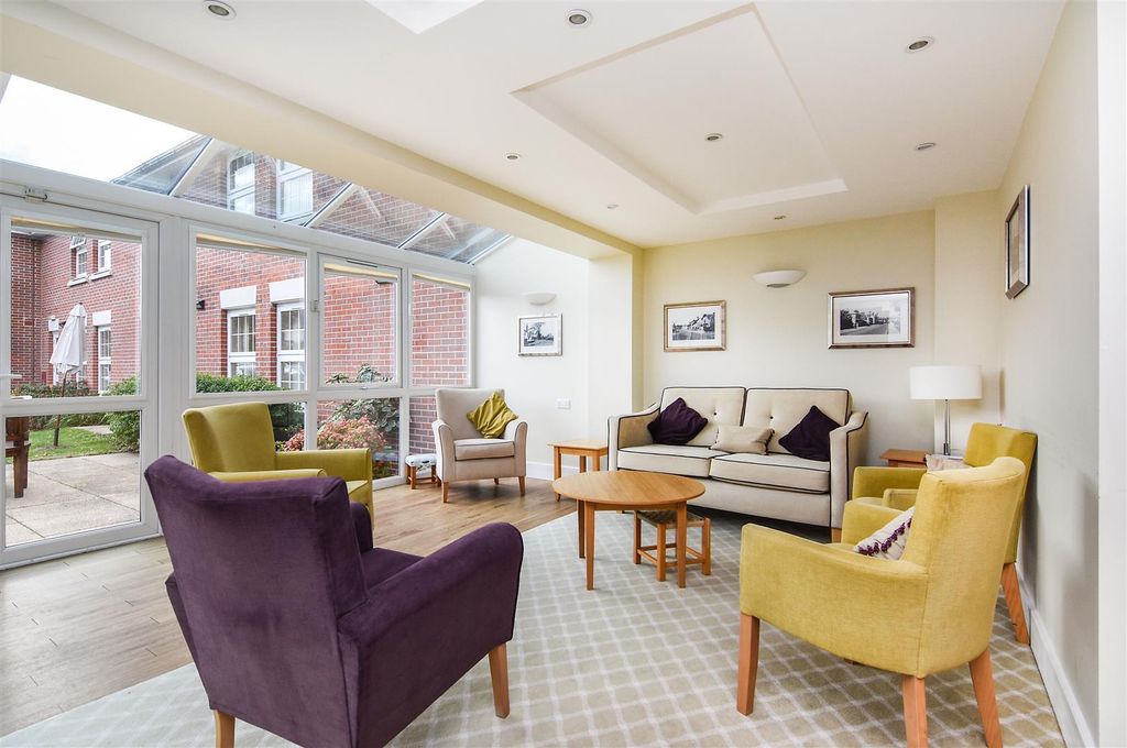 Additional image 13 of 1 bed flat for saleWeighbridge Court, 301 High Street, Chipping Ongar, Essex CM5