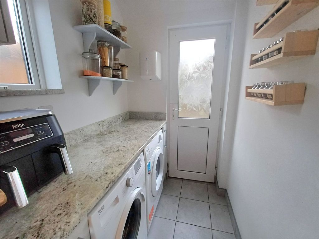 Additional image 12 of 3 bed semi-detached house for salePark Avenue, Porthcawl CF36
