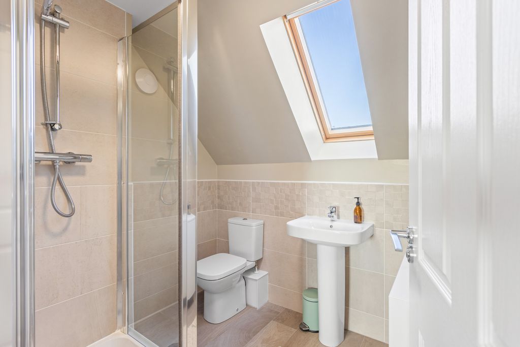 Additional image 19 of 4 bed town house for sale15 Bonaille Drive, Bilston EH25