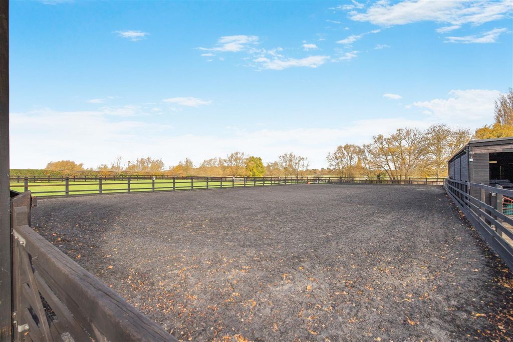 Additional image 53 of 6 bed detached house for saleMill Lane, Newport Pagnell MK16