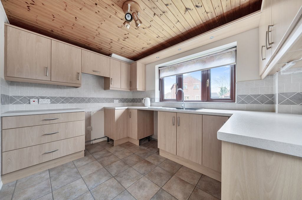 Additional image 7 of 3 bed detached house for saleMaes Y Granllyn, Guilsfield, Welshpool, Powys SY21