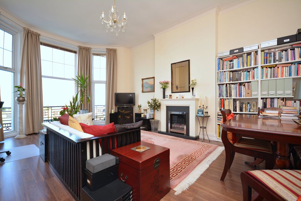 Additional image 3 of 1 bed flat for saleLewis Crescent, Cliftonville, Margate, Kent CT9