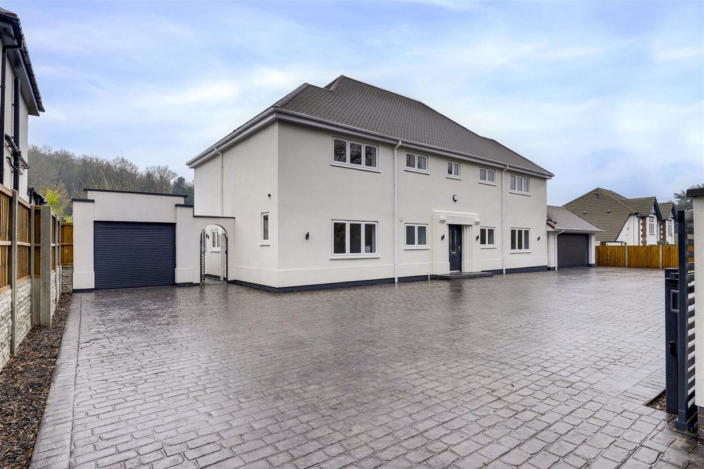 6 bed detached house for saleLandmere Lane, Ruddington NG11