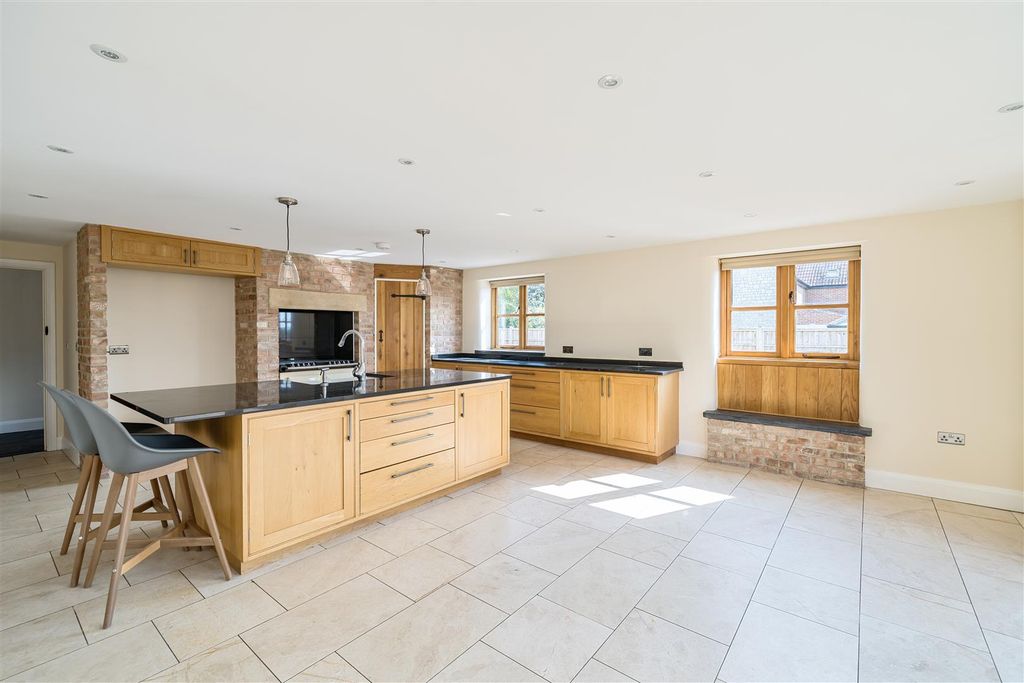 Additional image 2 of 5 bed detached house for salePicts Hill, Langport TA10