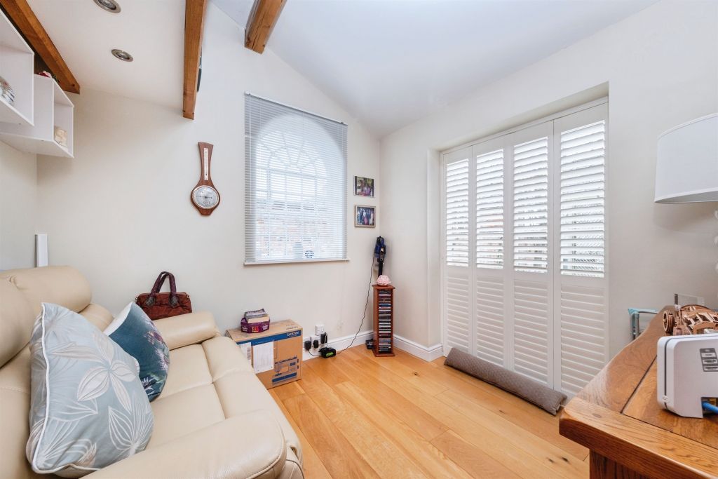 Additional image 11 of 3 bed semi-detached house for saleHigh Street, Newport Pagnell MK16